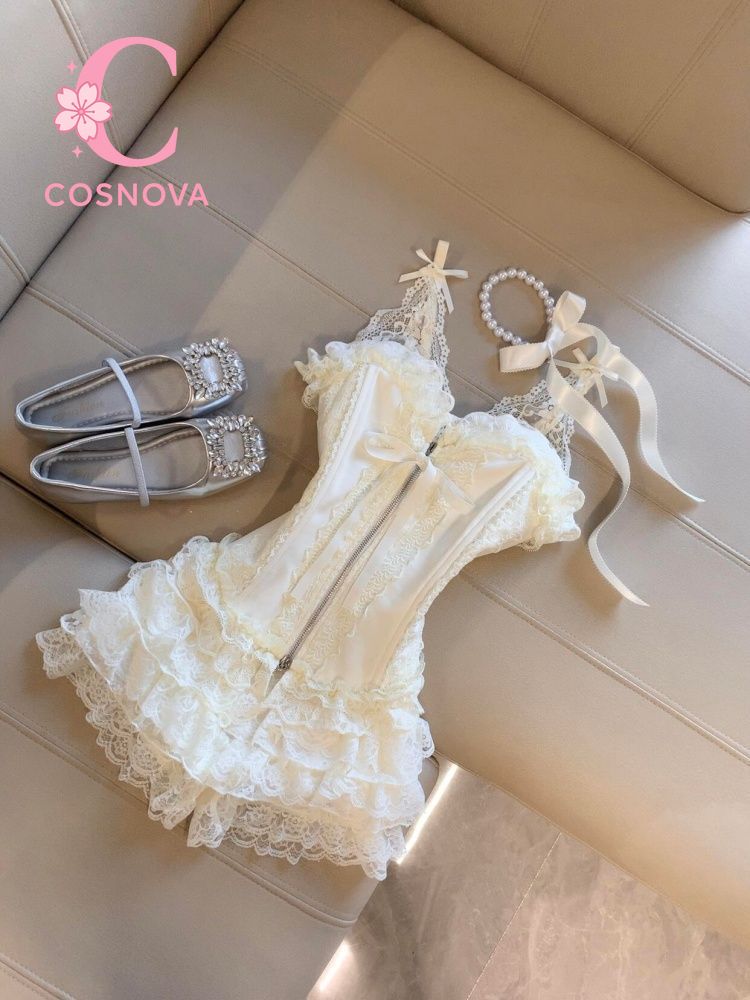 V Neck Cami Top - Ensemble bustier en dentelle et mini-jupe